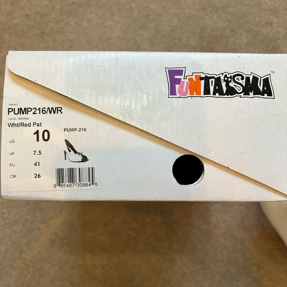 Funtasma pumps. Worn once or twice. In excellent condition. 2.5 inch heel - Picture 4 of 5
